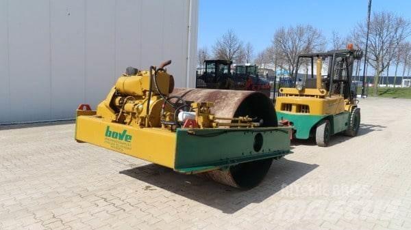 Vibromax W 501 Holowane walce wibracyjne