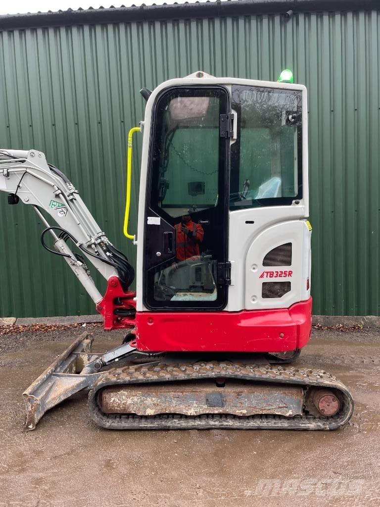 Takeuchi TB 325 R Minikoparki