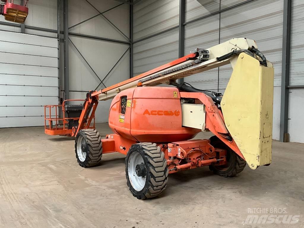 JLG 600 AJ Podnośniki przegubowe