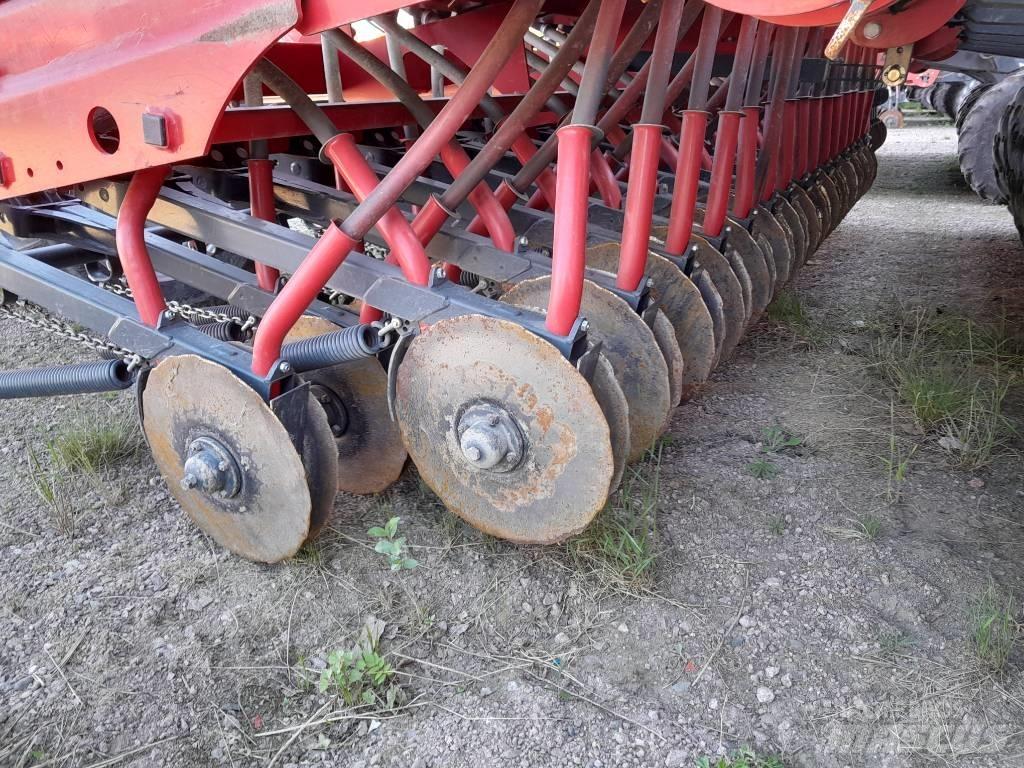 Tume Titan 4000 Siewniki kombinowane