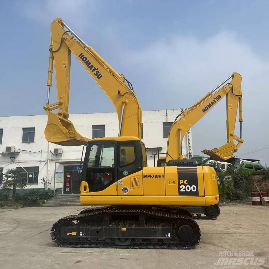 Komatsu PC 200-7 Koparki gąsienicowe