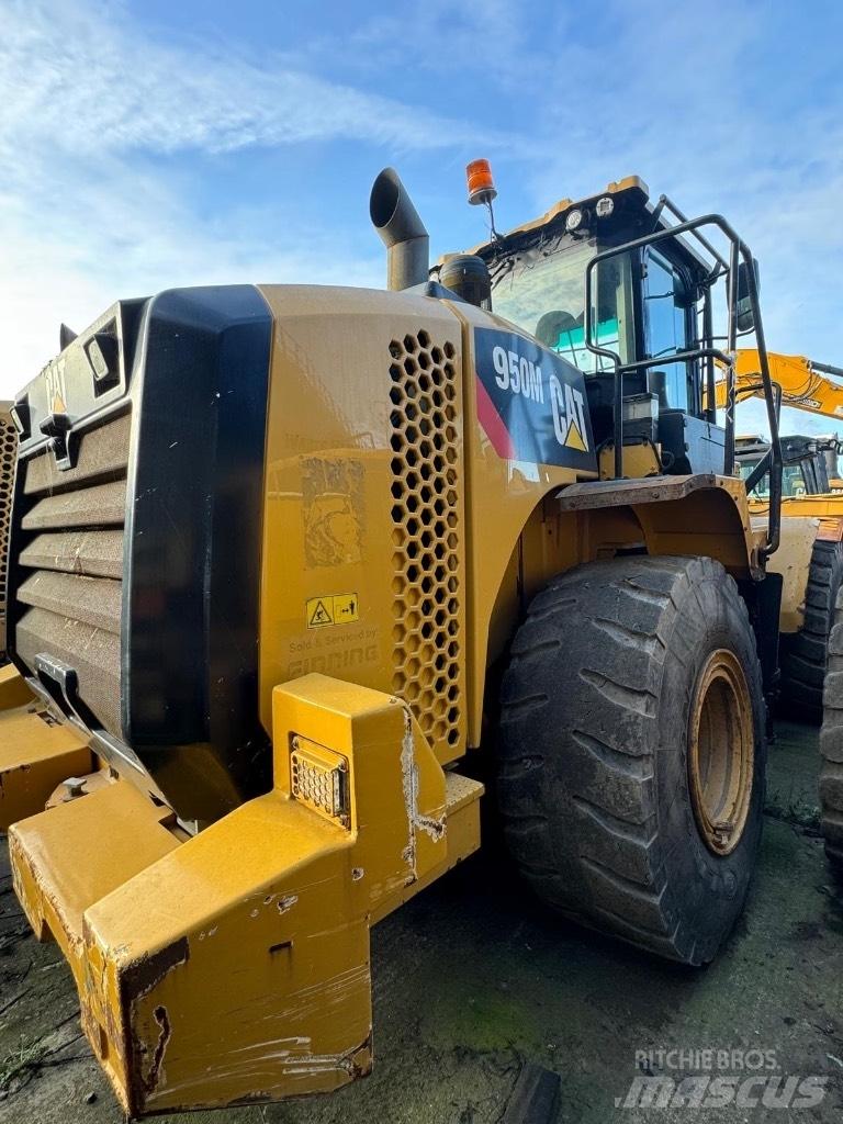 CAT 950M Ładowarki kołowe