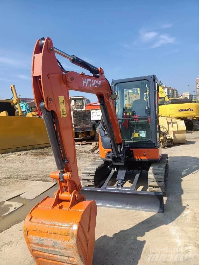 Hitachi ZX35-5A Minikoparki