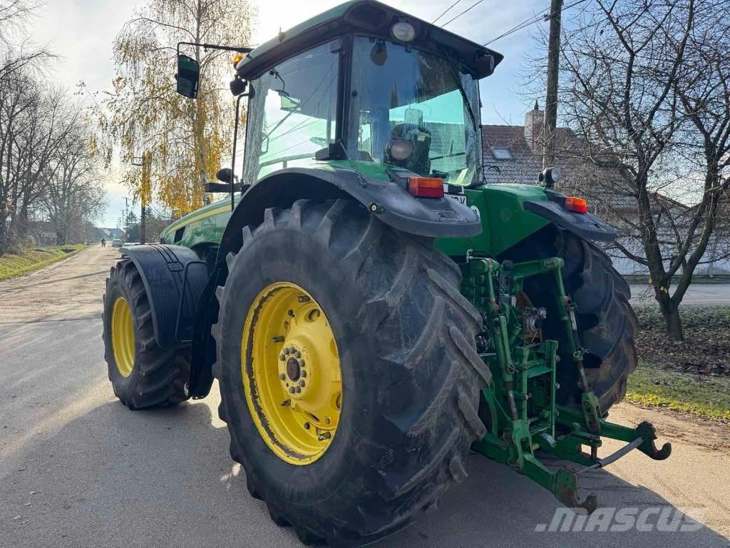 John Deere 8330 Ciągniki rolnicze