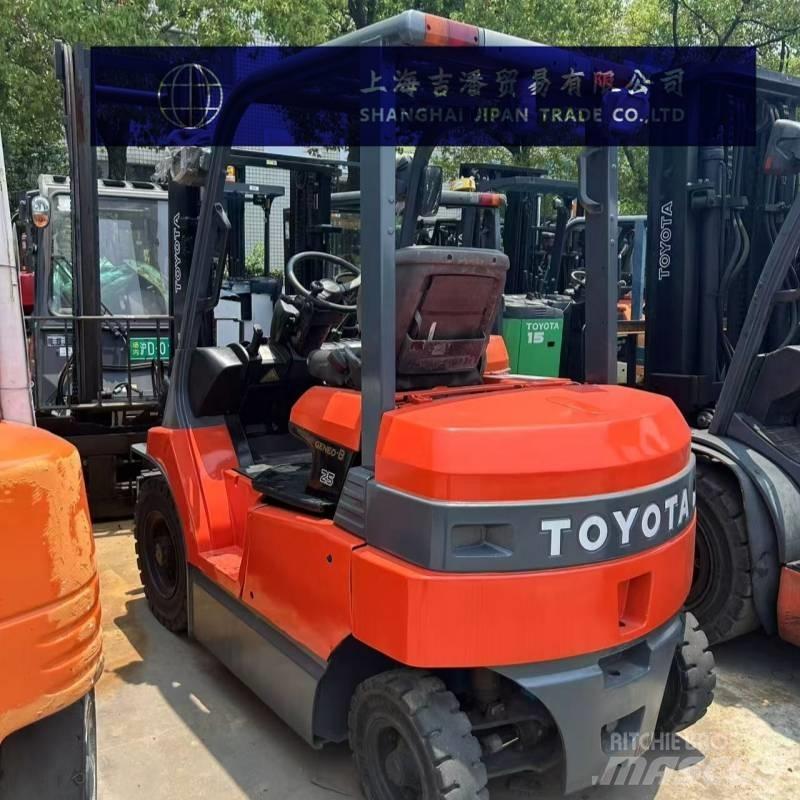 Toyota 7 FB 25 Wózki elektryczne