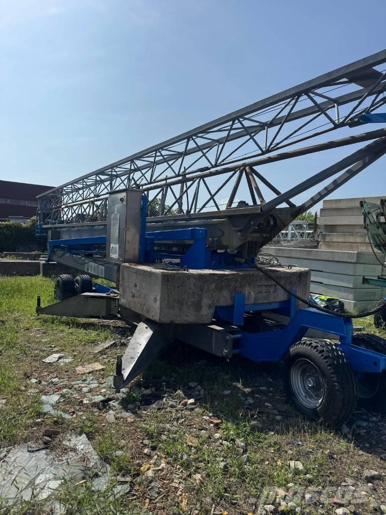 Fari FH 25.01 Żurawie samowznoszące