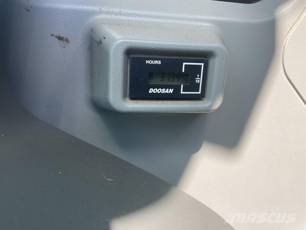 Doosan DX140 LCR-5 Koparki gąsienicowe