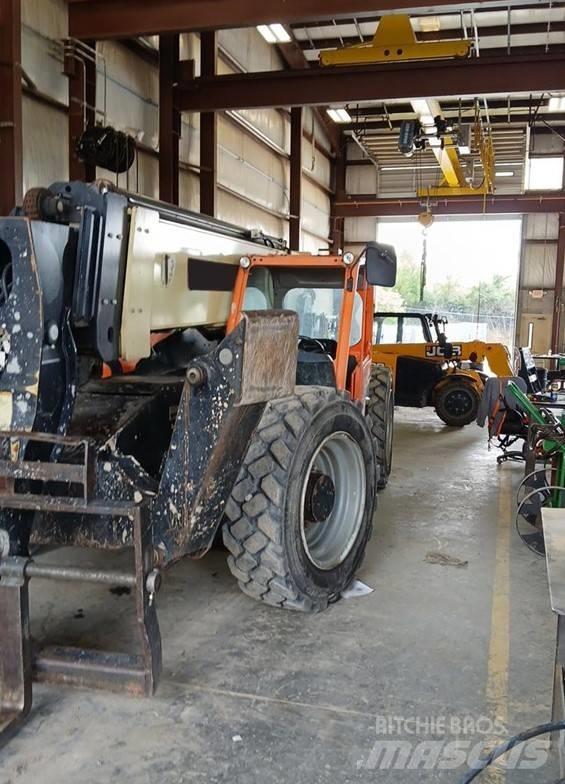 JLG 1055 Ładowarki teleskopowe