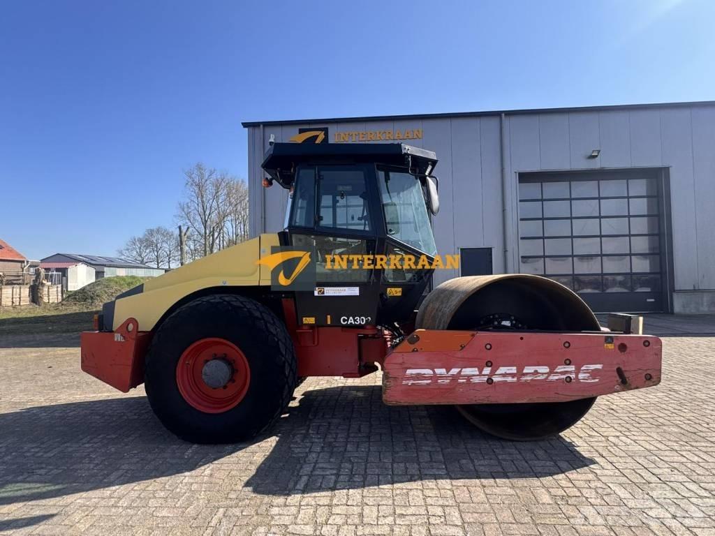 Dynapac CA 302 D Walce jednobębnowe