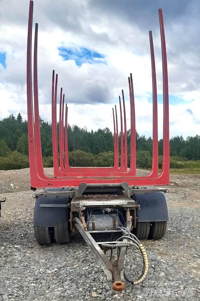 Närko 5 aks. Przyczepy do przewozu drewna