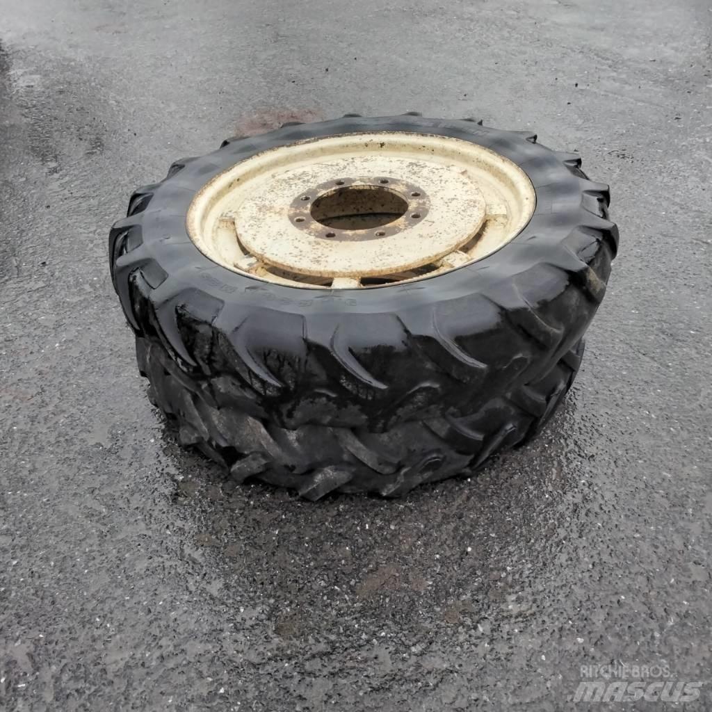 Michelin 9.5R28 Opony, koła i felgi