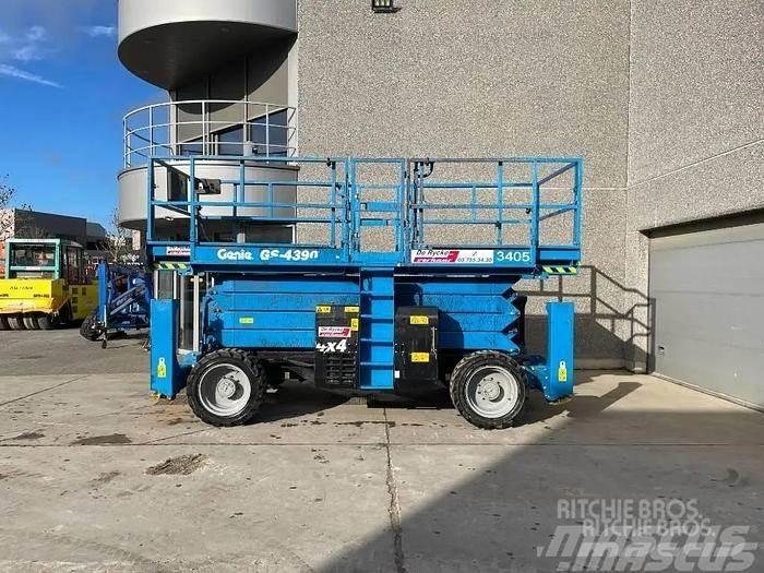 Genie GS4390RT Podnośniki nożycowe