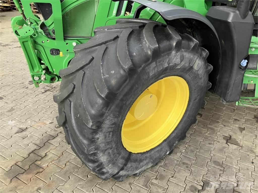 John Deere 6155R Ciągniki rolnicze