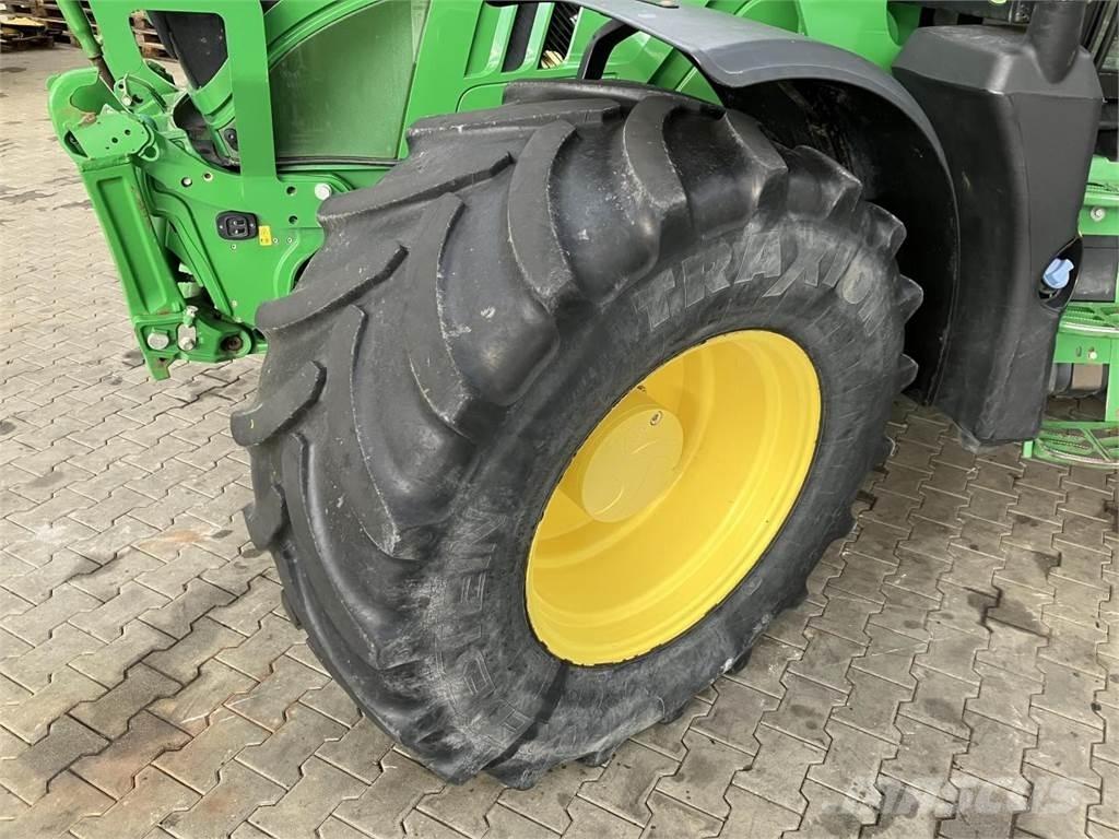 John Deere 6155R Ciągniki rolnicze