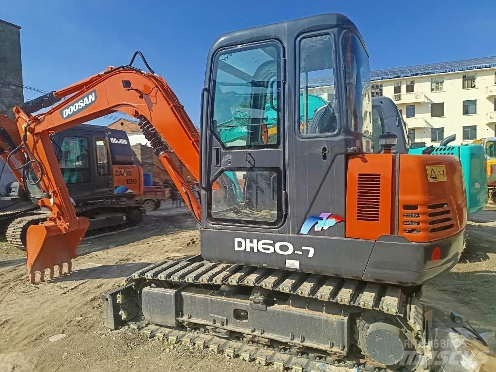 Doosan DH 60-7 Minikoparki