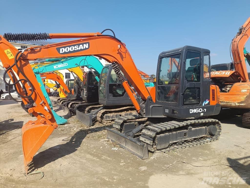 Doosan DH 60-7 Minikoparki