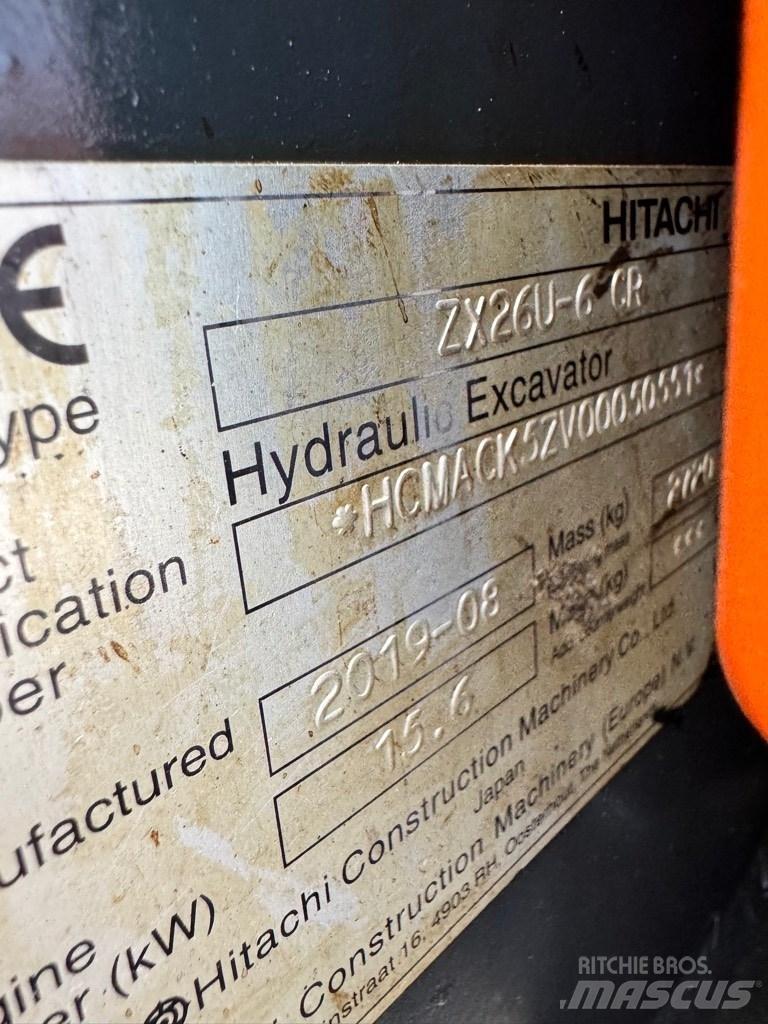 Hitachi 26U-6 CR Minikoparki