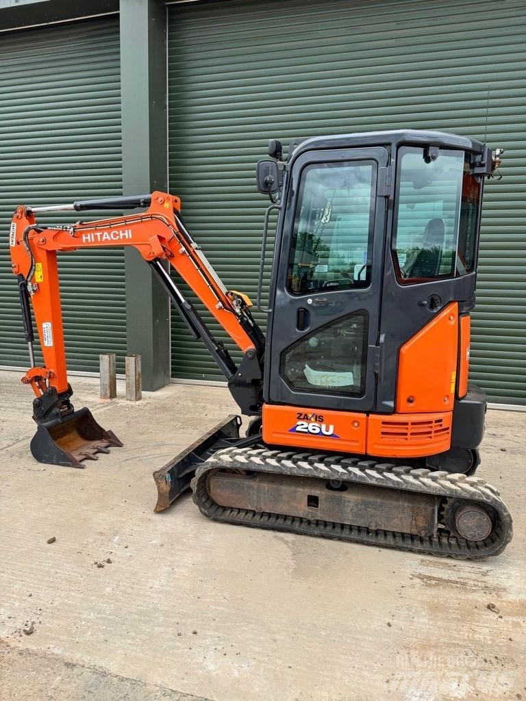 Hitachi 26U-6 CR Minikoparki