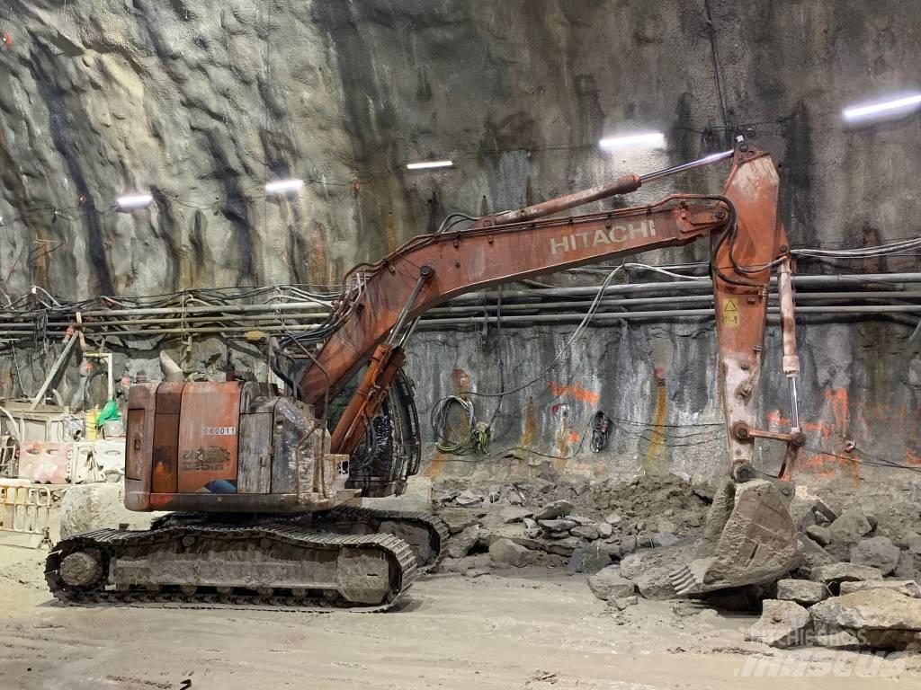 Hitachi ZX225US-5A Maszyny budowlane - Inne