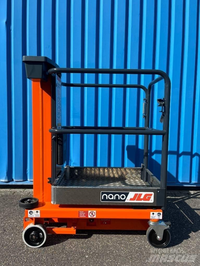 JLG Nano Podnośniki masztowe