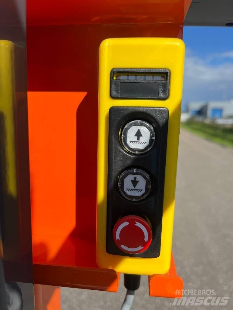 JLG Nano Podnośniki masztowe