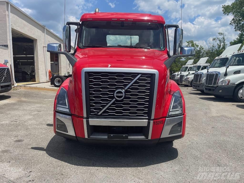 Volvo VNL64T300 Ciągniki siodłowe