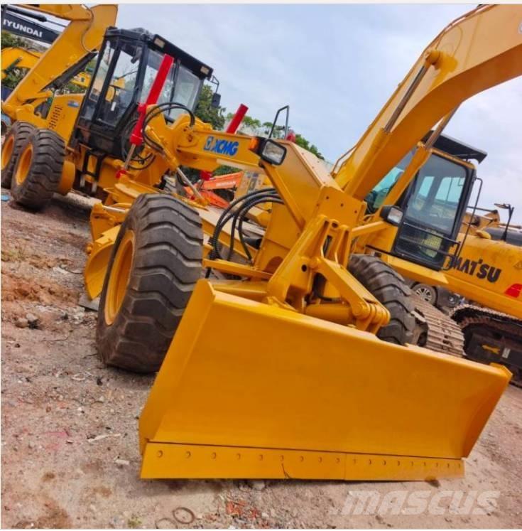 XCMG GR 215 Równiarki