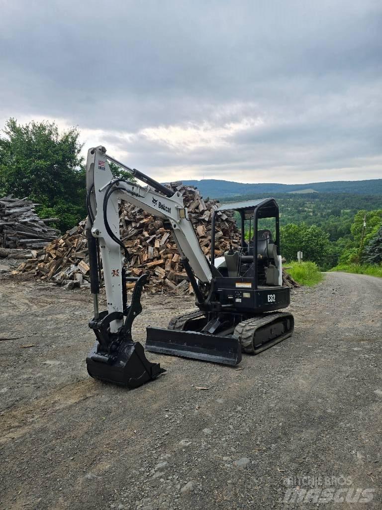 Bobcat E 32 Minikoparki