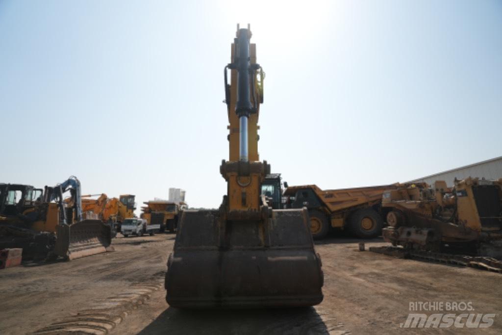 CAT 395 Koparki gąsienicowe