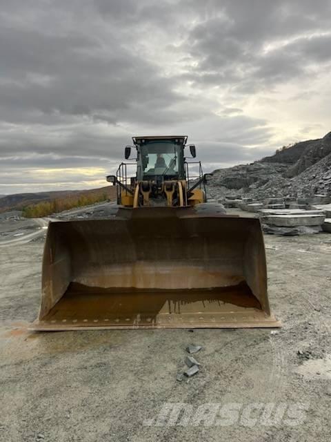 CAT 980M Ładowarki kołowe