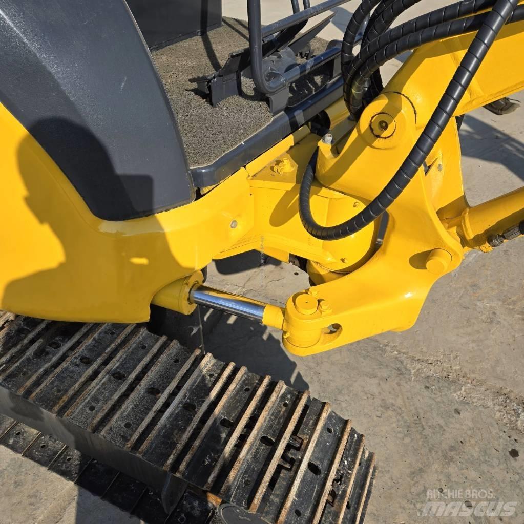 Komatsu PC 35 Minikoparki