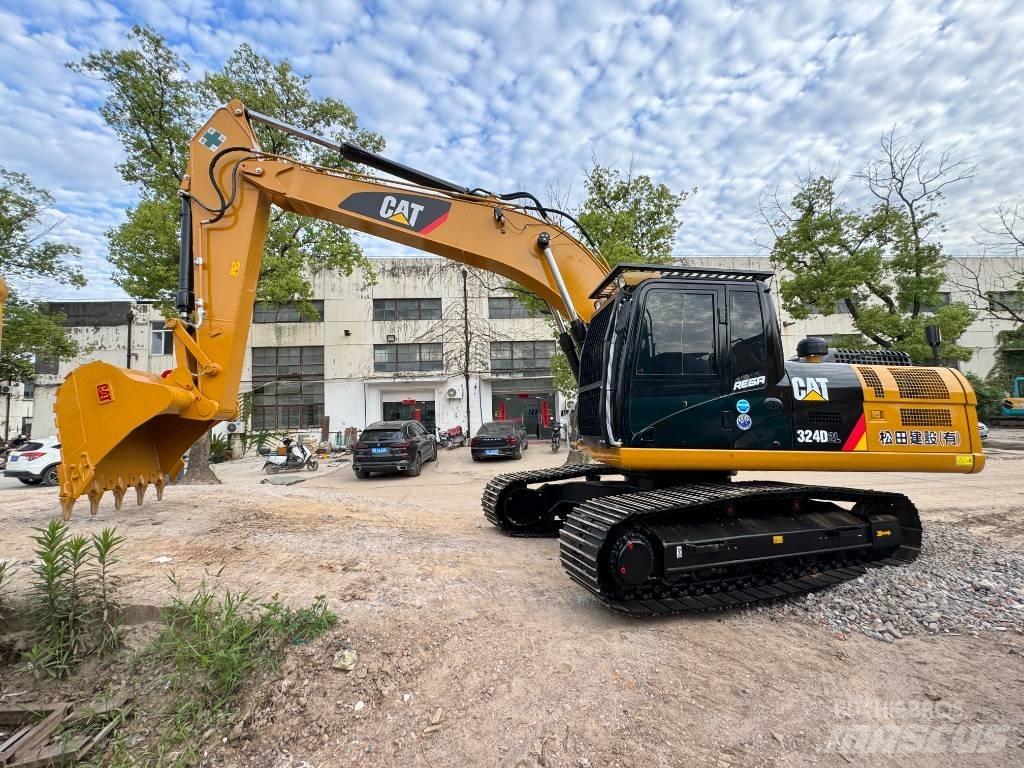CAT 324 D Koparki gąsienicowe