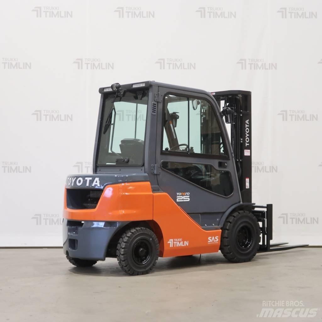 Toyota 52-8FDF25 Wózki Diesla