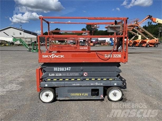 SkyJack SJ III 3226 Podnośniki nożycowe