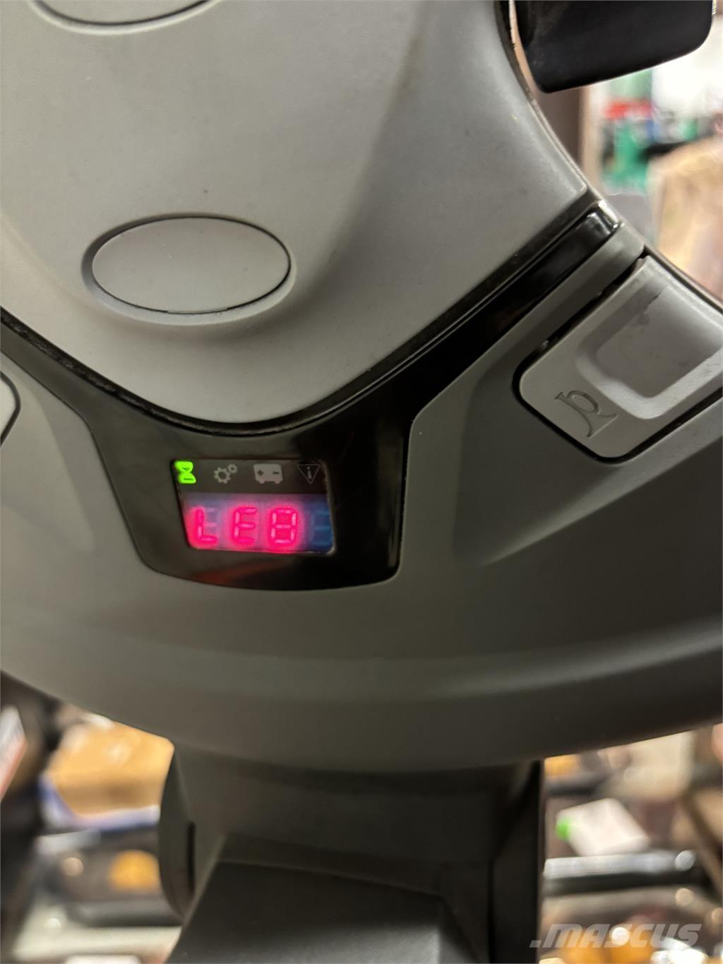 Toyota SWE120 Samojezdne maszyny do załadunku