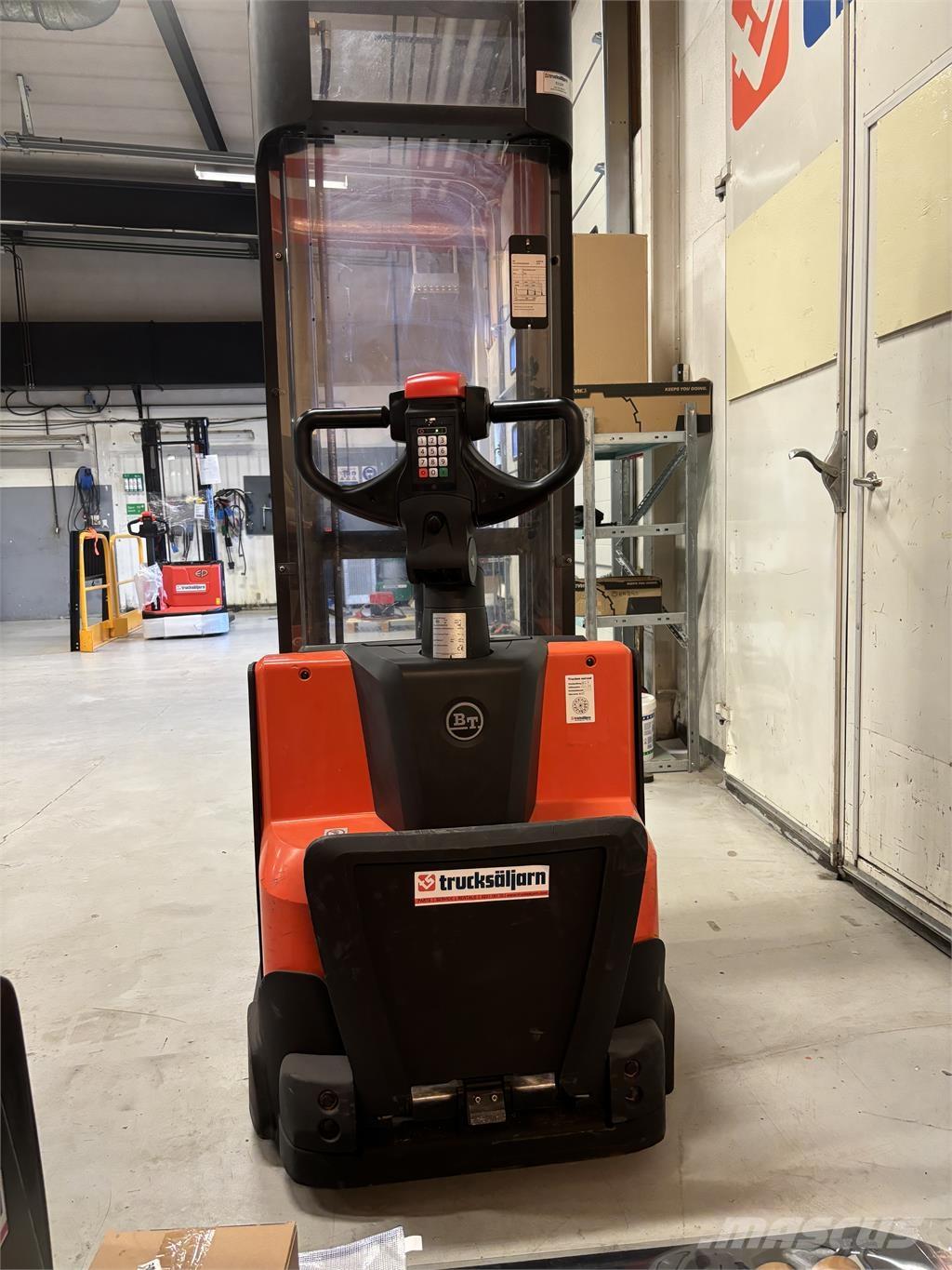 Toyota SWE120 Samojezdne maszyny do załadunku