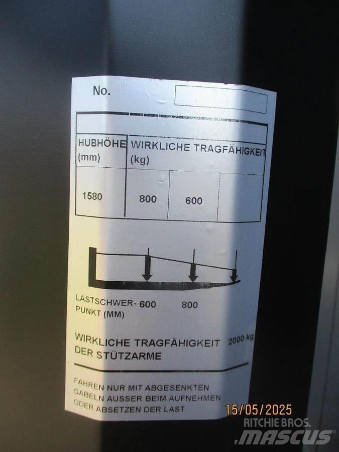 BT SWE 080L Wózki widłowe unoszące z dyszlem