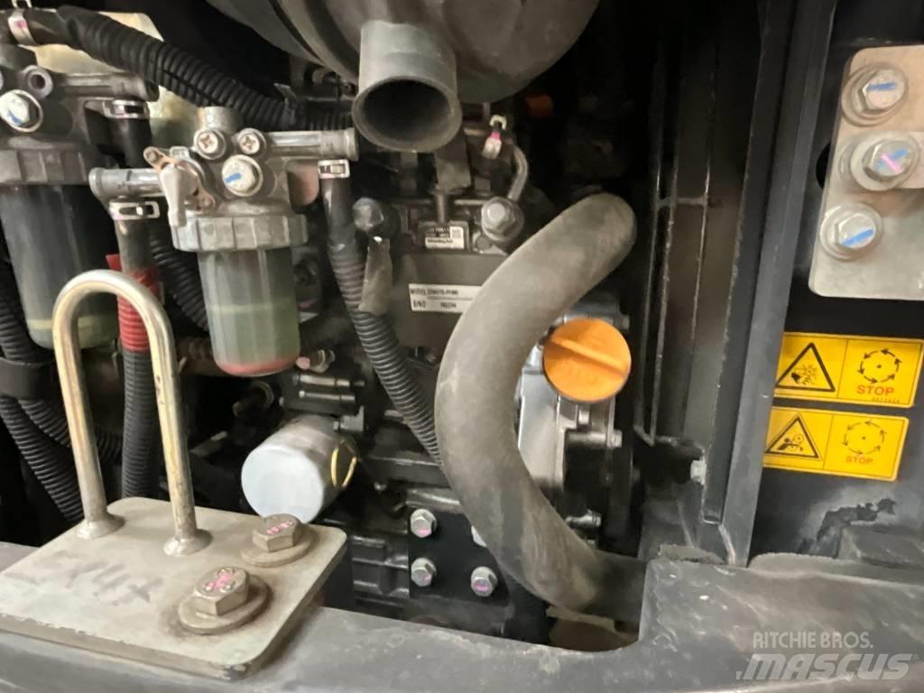 Hitachi ZX 19 U-5 A Minikoparki