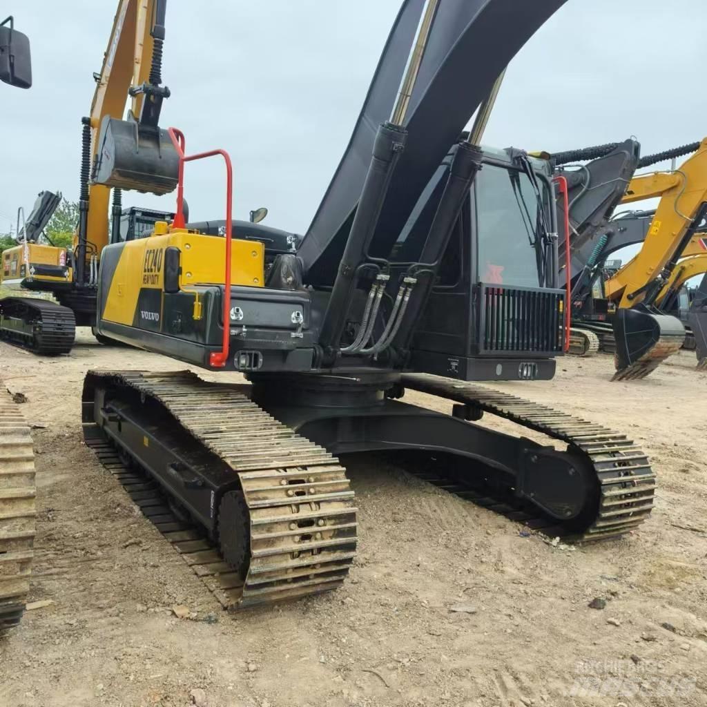 Volvo EC 240 Koparki gąsienicowe