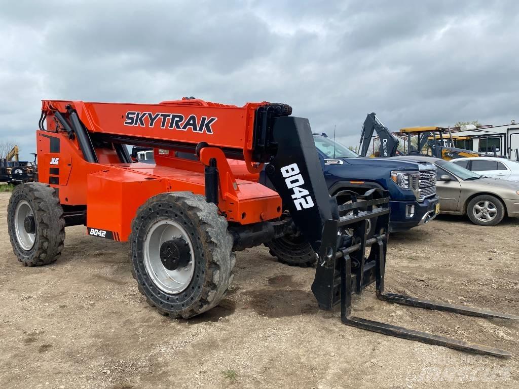 SkyTrak 8042 Ładowarki teleskopowe