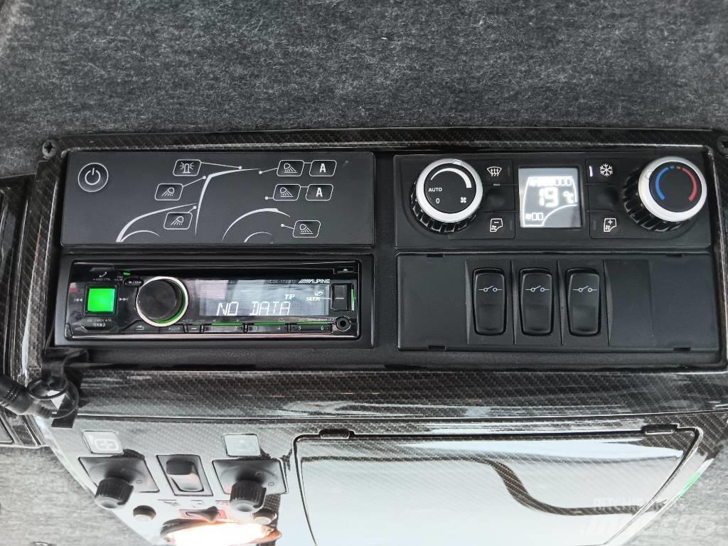 Valtra T 214 D Ciągniki rolnicze