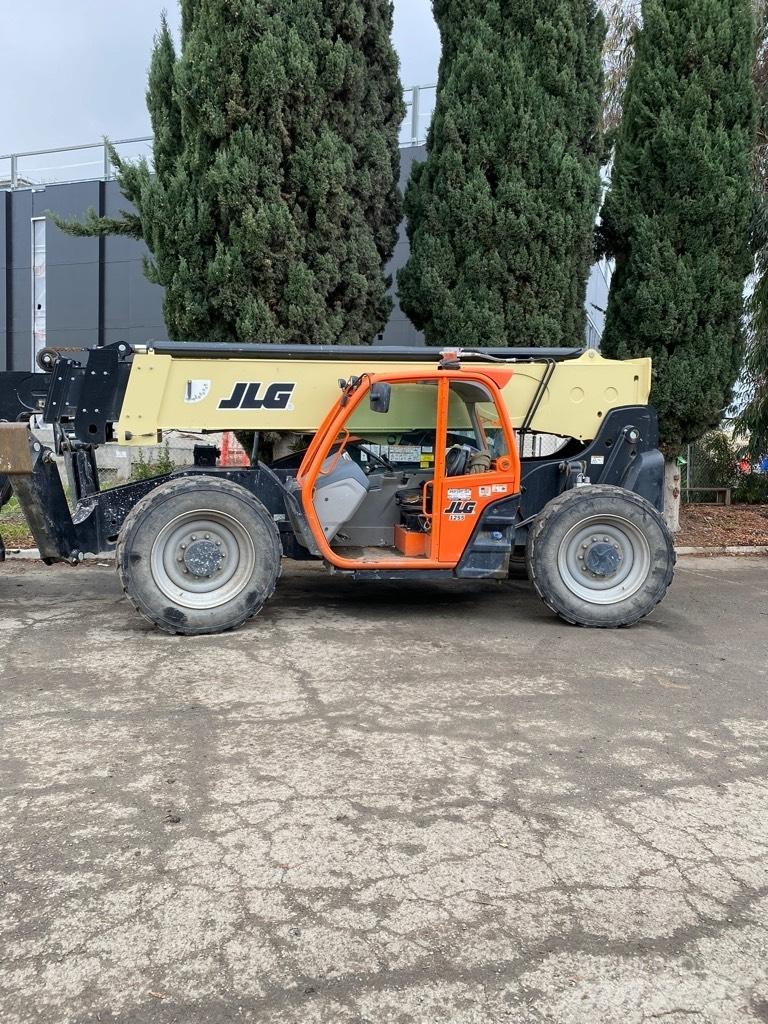 JLG 1255 Ładowarki teleskopowe