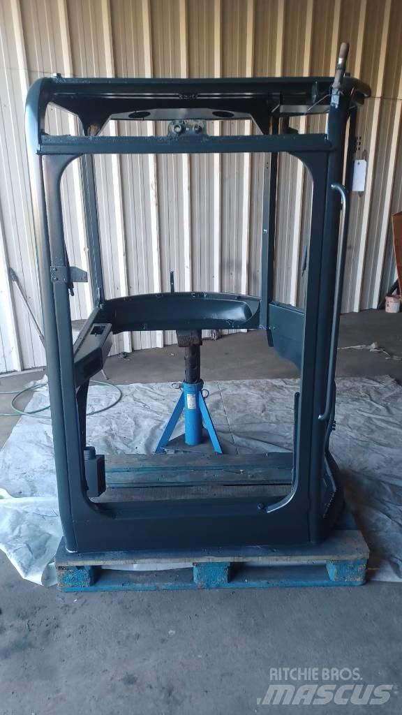 Yanmar Vio 45 Kabiny i wnętrze