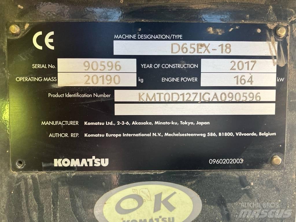 Komatsu D65 EX-18 Spycharki gąsienicowe
