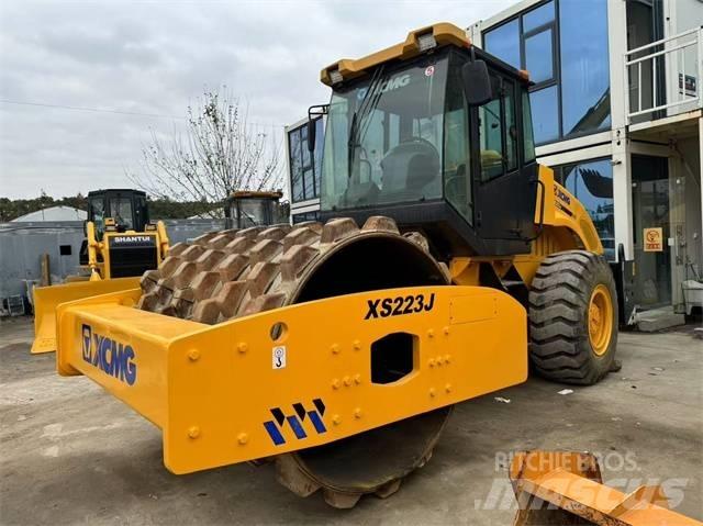 XCMG XS 223 J Walce jednobębnowe