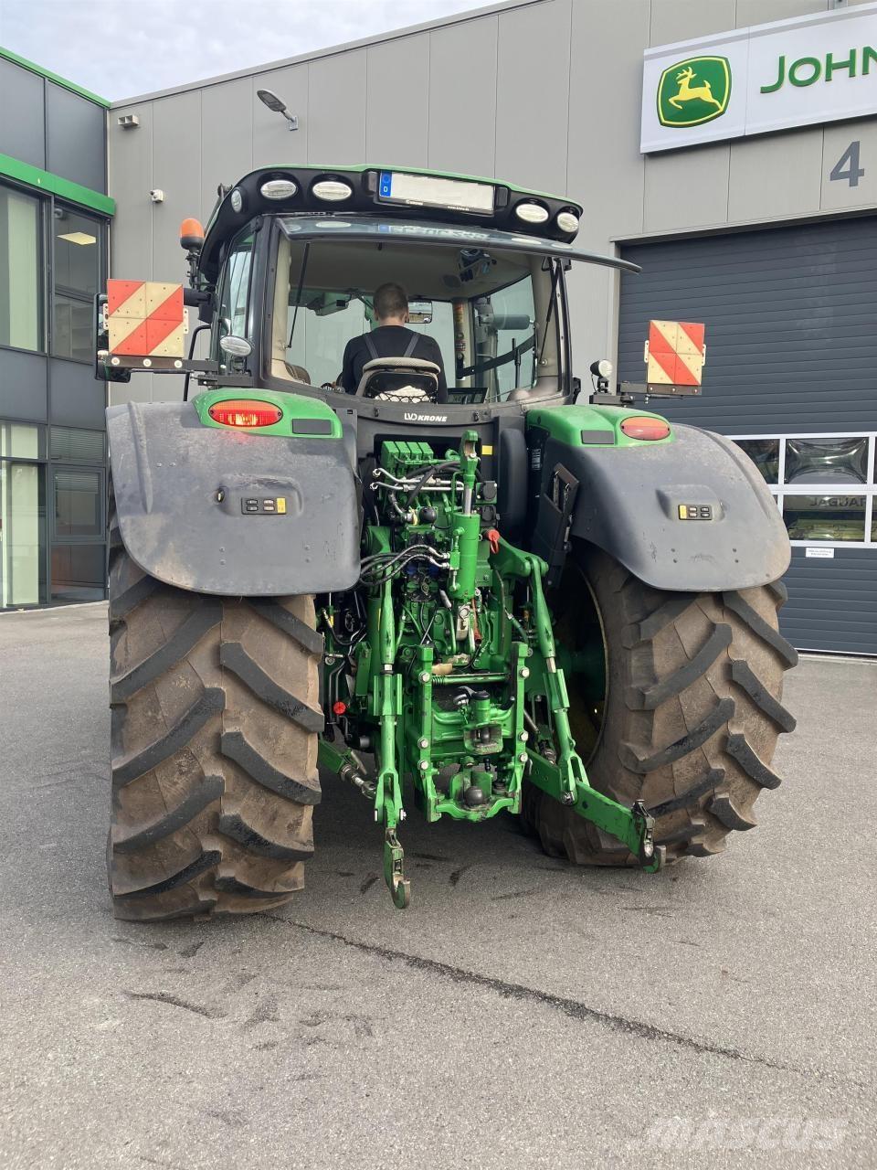 John Deere 6215R Ciągniki rolnicze