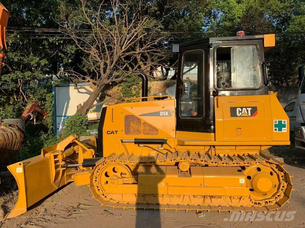 CAT D 5 K Spycharki gąsienicowe