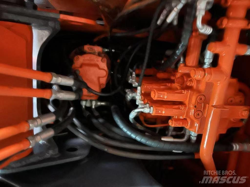 Hitachi ZX 70 Minikoparki