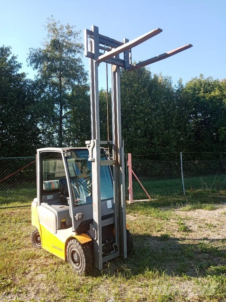 Jungheinrich TFG 320 Wózki LPG