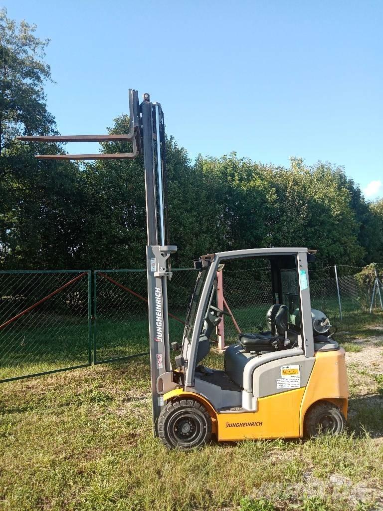 Jungheinrich TFG 320 Wózki LPG